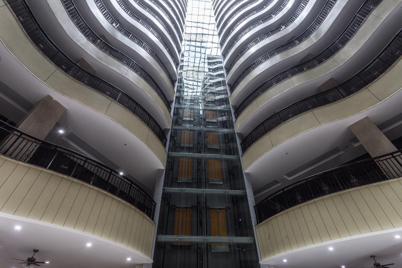 钻石名邸 Diamond One Hotel And Serviced Apartment Пномпень Экстерьер фото