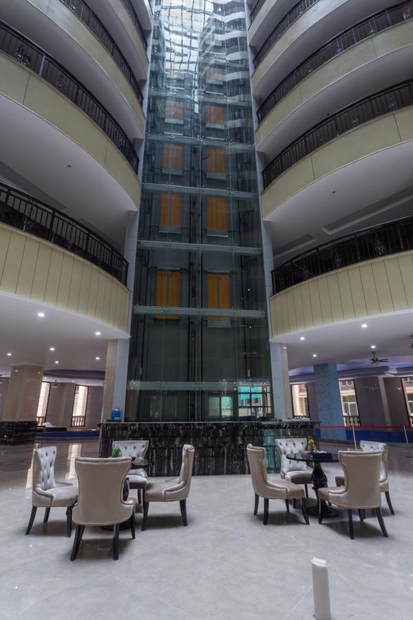 钻石名邸 Diamond One Hotel And Serviced Apartment Пномпень Экстерьер фото